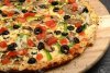 46223251-cuisine-italienne-traditionnelle-pizza-végétarienne.jpg